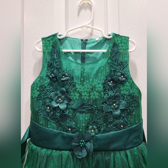 Girls Holiday Dress - Picture 3 of 7